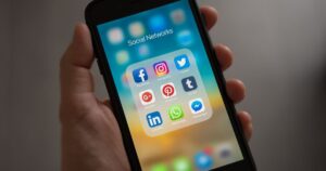 Fresher networking and building professional connections online